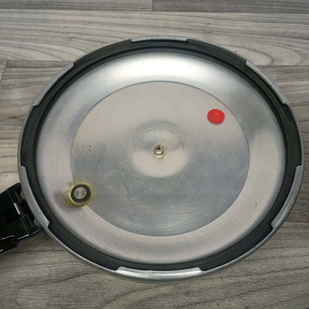 Mirro M-0534-11 4 Qt Aluminum Pressure Cooker Canner w/ Jiggler Made in USA